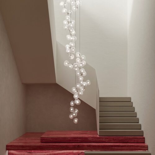 GiopatoCoombes_Maehwa_Chandelier_Cascade_39_Stairs